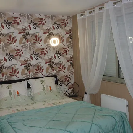 Chez Lyly Апартаменты *